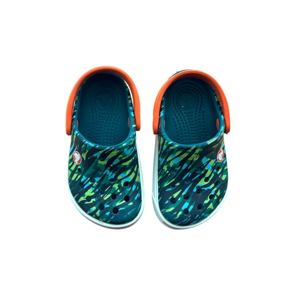 🐊 Crocs Kids Clogs size 4/5C - Picture 2 of 5